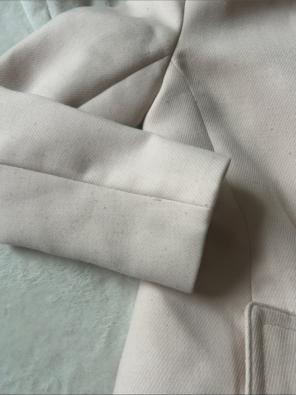 Club Monaco Women's Pale pink Trench Coat - Picture 12 of 15